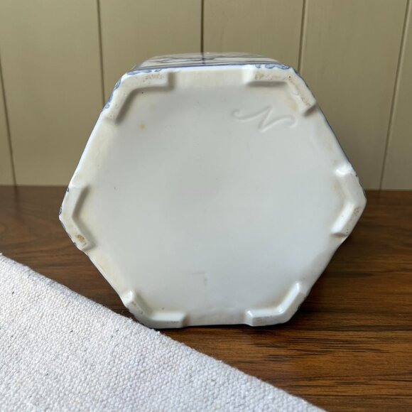 Chinese Porcelain Hexagonal Teapot Brass Handle White & Blue without Lid - Picture 15 of 16